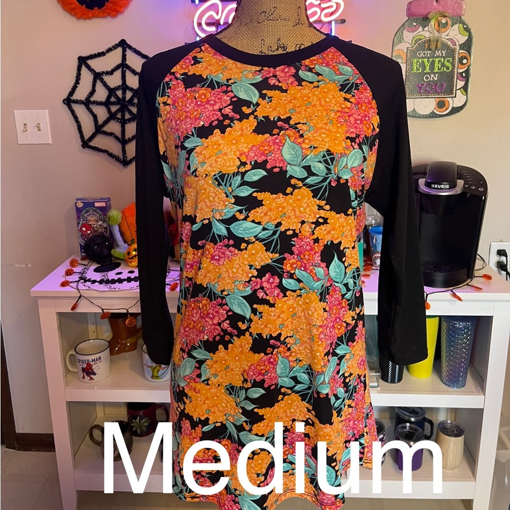 Lularoe randy size medium floral pattern 🌸
